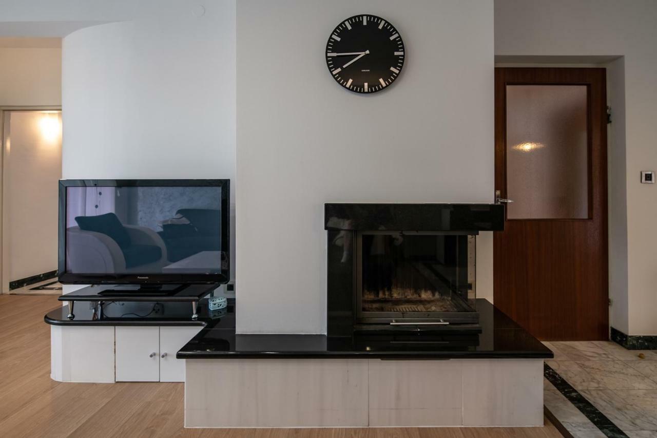 Cave Romane Apartment With Private Pool And Sea View Vinkuran Luaran gambar